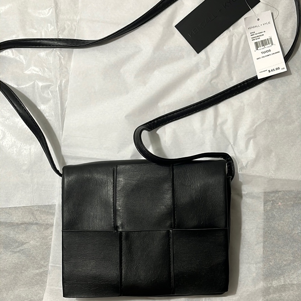 NWT Kendall & Kylie BLACK purse
